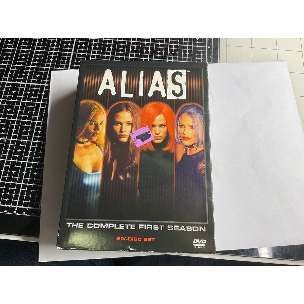Alias: Season 1 (DVD) - Jennifer Garner